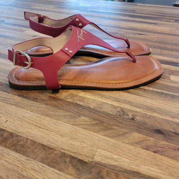 Tommy Hilfiger Logo Red Toe Post Summer Sandals - Picture 5 of 12